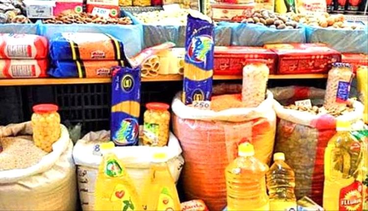 التشديد على أهمية تكثيف الرقابة على الأسعار ومتابعة الوضع التمويني في المهرة