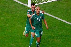 طرد وإصابة وهدف عكسي.. العراق يخسر من الجزائر ويتأهلان سويا لربع النهائي