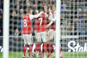 آرسنال يستعيد صدارة البريميرليج بفوز شاق على إيفرتون