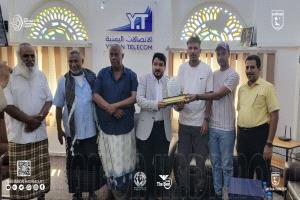 المؤسسة العامة للاتصالات تكرم نادي تضامن حضرموت وتدعم مركزه الإعلامي بمعدات اتصال متطورة
