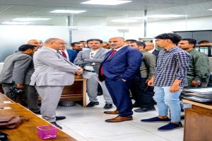 في ديوان وزارة الاتصالات.. الرئيس الزُبيدي يؤكد على تعزيز كفاءة الأداء وضمان استدامة التطوير المؤسسي