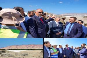 الرئيس الزُبيدي يتفقد تقدم الأعمال في مشروع سد حسان ويشيد بدور الإمارات في دعم التنمية