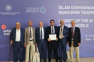 ‏‎الشيخ راشد بن حمدان آل مكتوم يكرم مؤسسة حضرموت بجائزة حمدان بن راشد - الإيسيسكو في أذربيجان 
