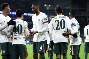 تشيلسي يعبر حاجز كارديف إلى نصف نهائي "الرابطة"