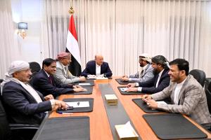 قيادات بارزة ترفض قرارات استهداف القوات المسلحة الجنوبية وتؤكد استمرار مكافحة الإرهاب في حضرموت والمهرة
