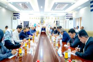 الرئيس الزُبيدي يشدد على تعزيز الأداء المؤسسي والنهوض بقطاع النقل باعتباره ركيزةً أساسيةً للتنمية