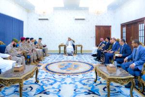 عاجل / تفاصيل لقاء الرئيس الزُبيدي بالوفد العسكري السعودي الإماراتي