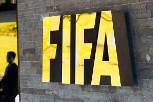 الفيفا توقف نادي بوتافوغو البرازيلي ثلاث فترات قيد بسبب ديون