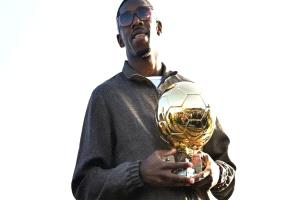 بعد الكرة الذهبية وذا بيست.. ديمبلي يستعد للفوز بجائزة عالمية جديدة