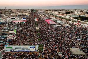 تحول الساحات إلى لوحة نضالية نابضة بالحياة