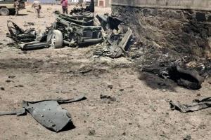 انفجار عبوة ناسفة وُضعت داخل سيارة امام مبنى أمني بتعز
