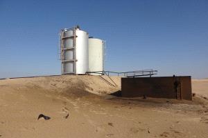 عاجل / بحضور النيابة العامة القوات الجنوبية تكشف عن معامل جديدة لنهب نفط حضرموت (صور)