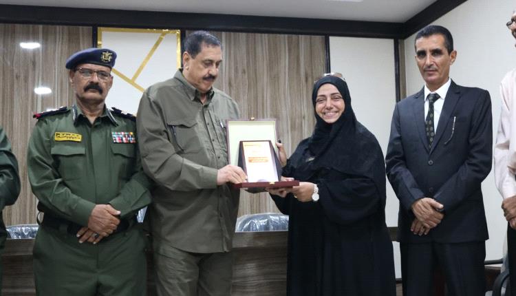 كرمها مدير أمن عدن ..كوادر أمنية وإعلامية وشخصيات رسمية 