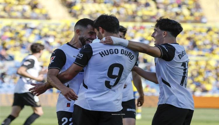 فالنسيا يواصل انتفاضته على أنقاض لاس بالماس