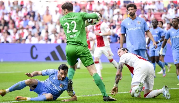 نيميجن يخدم آيندهوفن بإسقاط أياكس