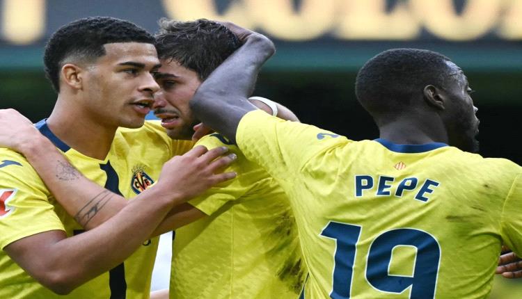 فياريال يرتقي إلى وصافة الدوري الإسباني مؤقتا بفوز كبير على رايو فاليكانو