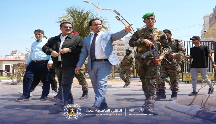 السقاف يتفقد مشاريع المنصورة ويؤكد دعم الانتقالي لجهود التنمية في العاصمة عدن