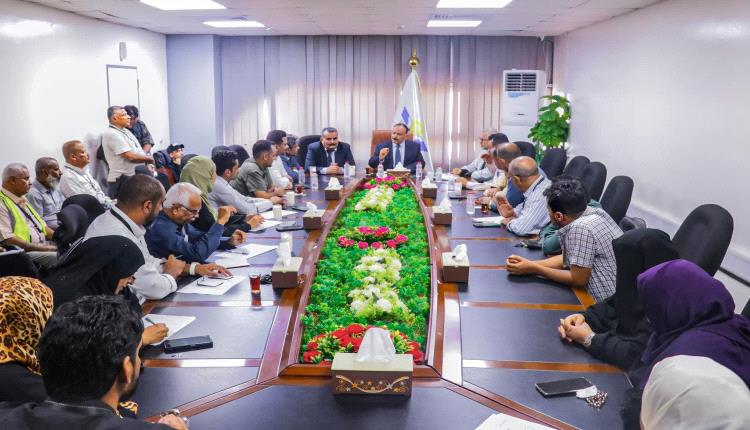 وزير النقل: مطار عدن الدولي يخدم جميع أبناء الوطن دون استثناء.. وندعو لعدم الالتفات للحملات المغرضة