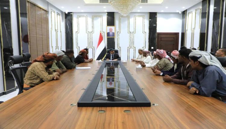 لقاء يبحث  الاحتياجات الخدمية والتنمية لمنطقة "رسب" بمديرية ساه بحضرموت
