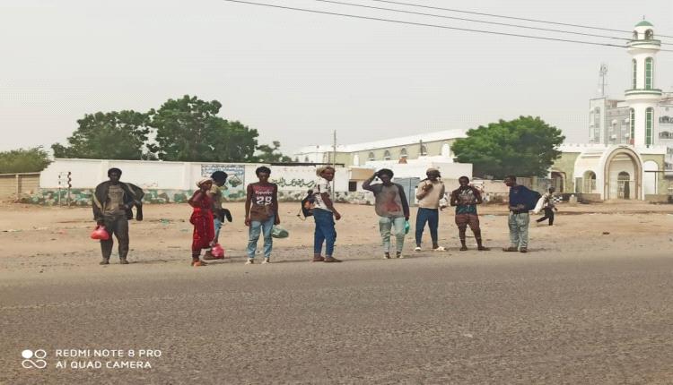 مخاوف من توافد المهاجرين الافارقة الى لحج بعد إعادتهم من بعض المحافظات مؤخرا

