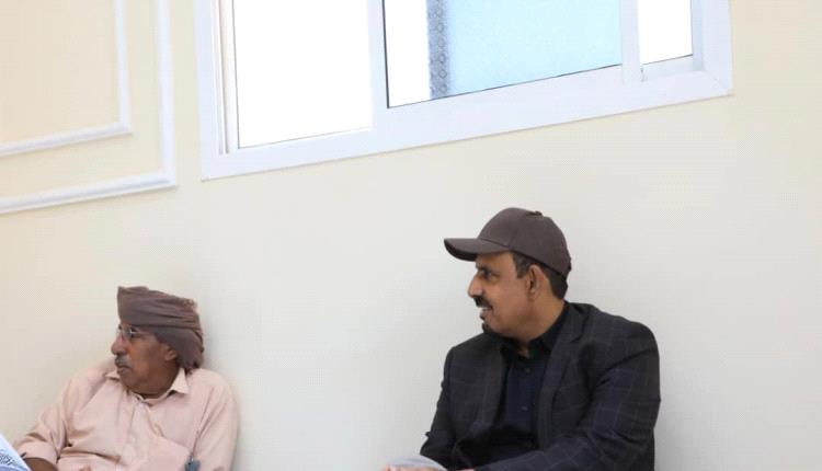 بن ماضي يقدّم واجب العزاء في وفاة الشخصية الاجتماعية الشيخ عيضة بن صالح بن مرعي بن ماضي
