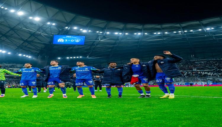 مرسيليا يهزم بريست ويعتلي صدارة الدوري الفرنسي مؤقتا