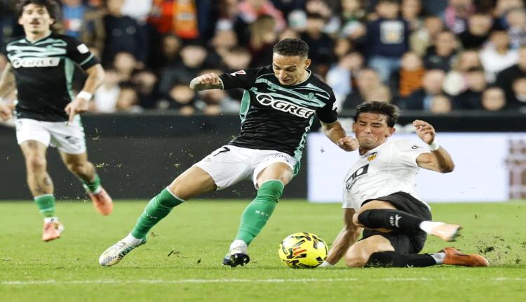 الدوري الإسباني.. التعادل الإيجابي يحسم مواجهة فالنسيا و بيتيس