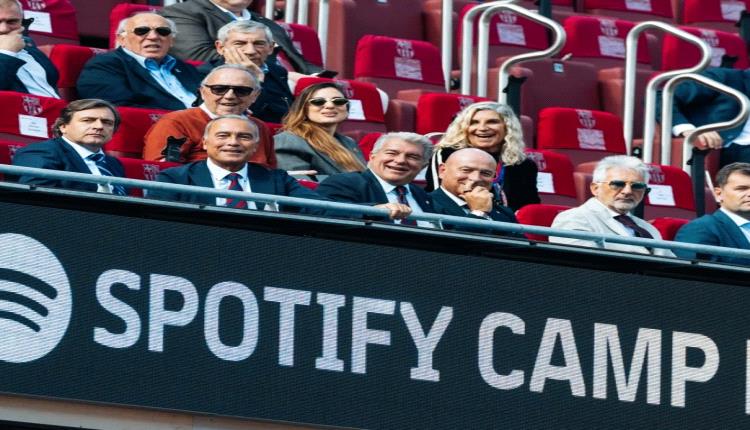 رئيس برشلونة يُغلق الباب أمام عودة ميسي