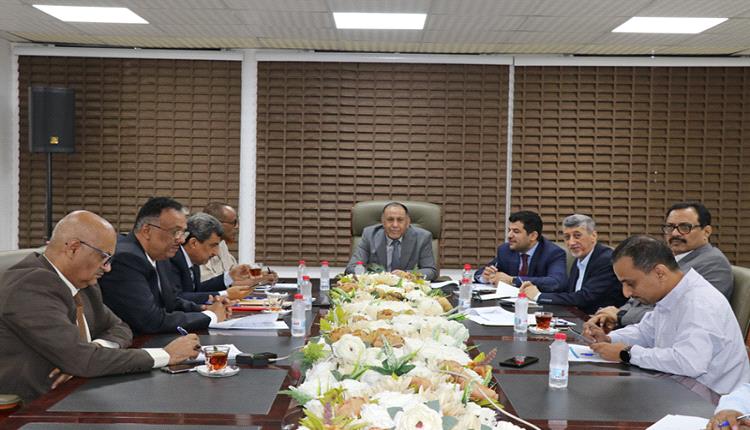 لجنة تنظيم وتمويل الواردات تشدد على أهمية الالتزام الكامل بالتدابير التنظيمية المعتمدة
