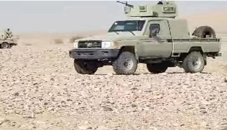ظهور آليات المنطقة العسكرية الأولى مع تمرد الهضبة وسط حملات استهداف للنخبة الحضرمية
