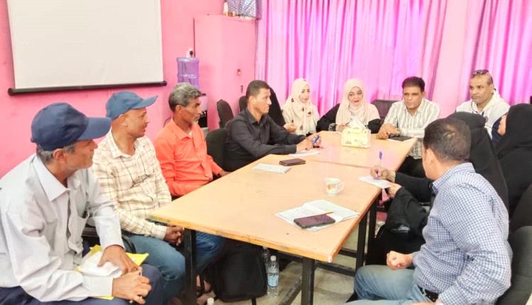 اجتماع مشترك للأنشطة المدرسية واتحاد الرياضة النسوية بعدن