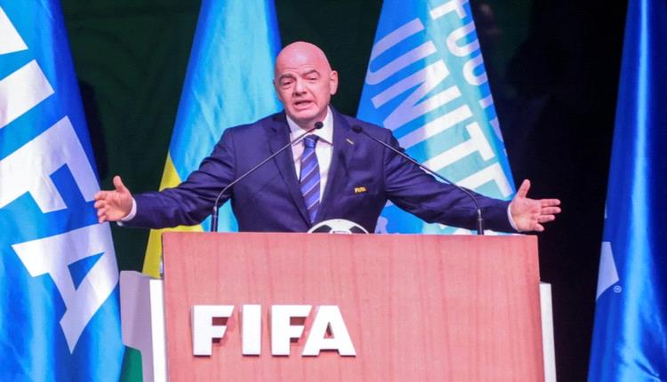 الاتحاد الدولي لكرة القدم يكثف جهوده للتصدي للإساءة عبر الإنترنت