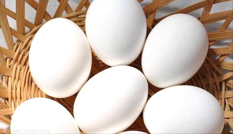 ارتفاع جديد في أسعار البيض بعدن.. تجار التجزئة يشكون "حجة البرد" واتهامات برفع غير مبرر