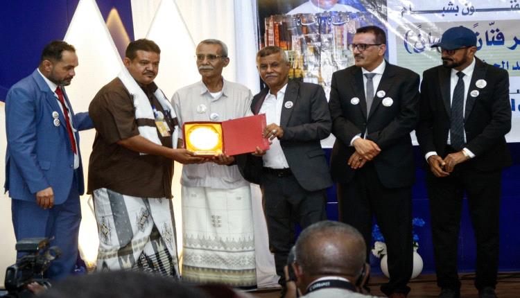 إشهار كتاب "بدوي زبير فنانًا وإنسانًا" في يوبيله الفضي