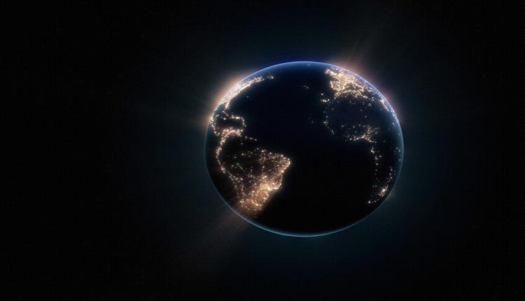 العلماء يكتشفون موجات “شبحية” تحيط بالأرض… تُرى فقط عندما ينام الكوكب!