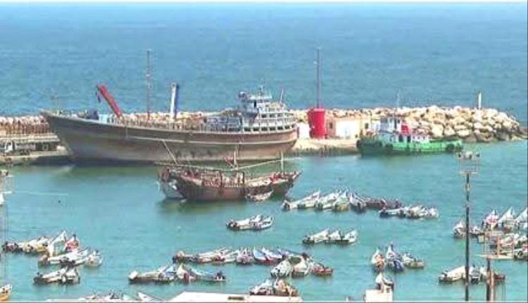 ميناء نشطون .. من ذروة النشاط إلى الإغلاق الكامل