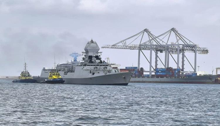 ميناء عدن يستقبل المدمرة الهندية INS Chennai.. إشادة بمهارة وكفاءة العاملين
