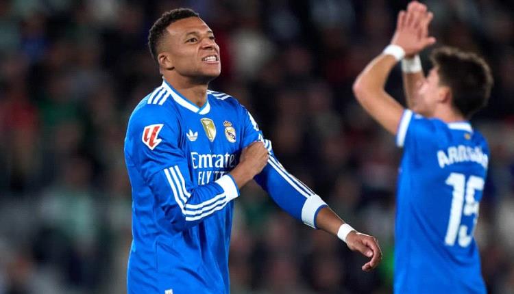 لفظ خارج في مباراة إلتشي يهدد مبابي بالإيقاف