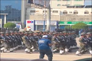 فيديو/ القوات الجنوبية تبهر الحضور بعرض تاريخي… والصوت يصدح: “لا فناء لثائر”