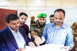 مسؤول محلي في عدن يثمن جهود وحدة التدخل في حماية الأراضي 