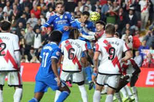 رايو فاليكانو يوقف سلسلة انتصارات ريال مدريد في الدوري الإسباني