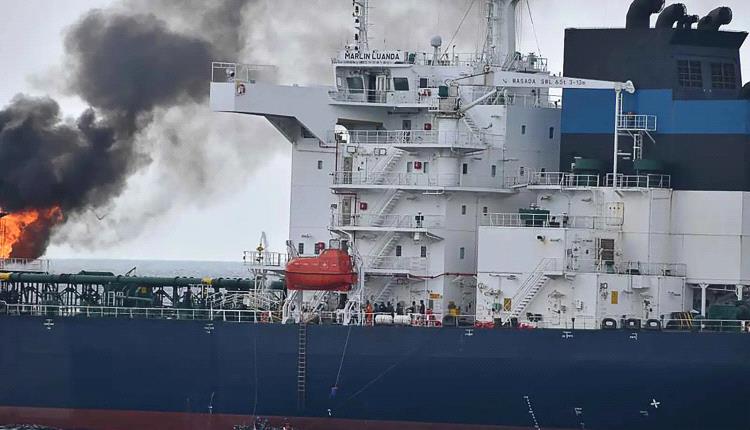 هجوم الحوثي بخليج عدن.. هل تبدأ مرحلة جديدة من التصعيد؟
