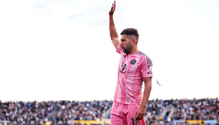 على خطى بوسكيتس.. جوردي ألبا يعلن الاعتزال