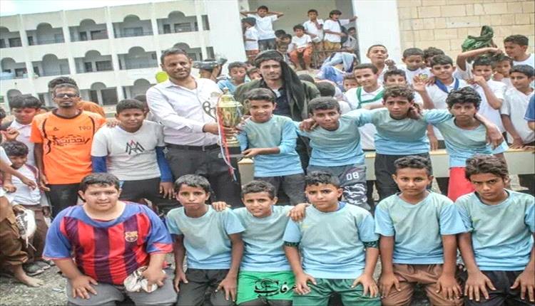 فريق الشرارة يتوج بطلاً لبطولة 14 أكتوبر في مودية