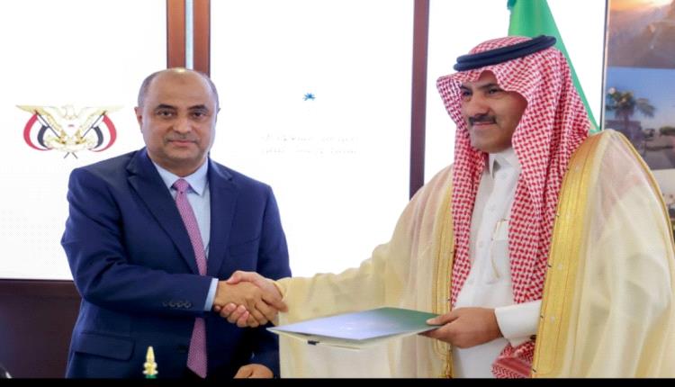 أسئلة كثيرة تنتظر إجابة من سعادة السفير محمد آل جابر والمسؤولون عن الملف اليمني