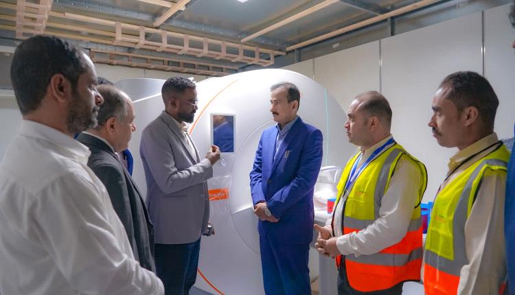 بدعم إماراتي.. محافظ شبوة يدشن منظومة طبية متكاملة في مستشفى الشيخ محمد بن زايد بعتق