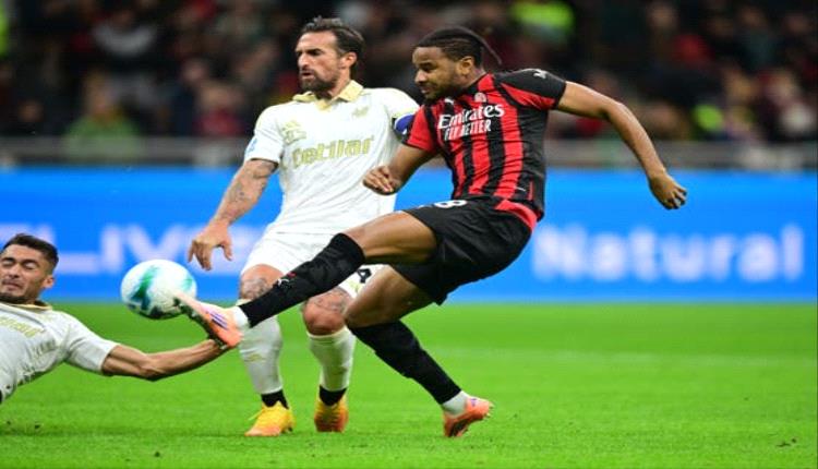 ميلان يخطف تعادلاً ثميناً من بيزا في الدوري الإيطالي