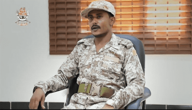 اعترافات ميدانية تكشف الواقع.. الحوثيون يزجون بالأطفال في المعارك ويخدعونهم بدورات طائفية