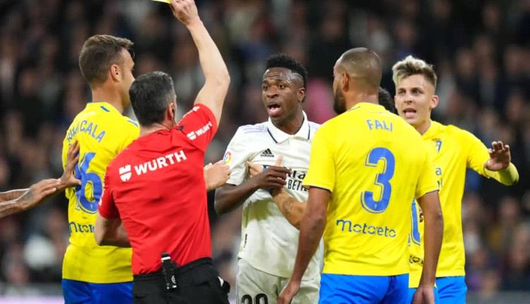 الكشف عن هوية حكم الكلاسيكو