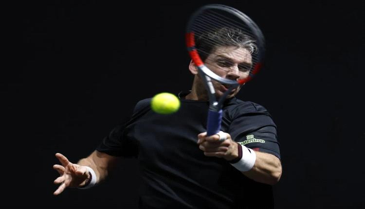 البريطاني نوري يضرب موعدا مع ألكاراز في الدور الثاني من بطولة باريس للتنس